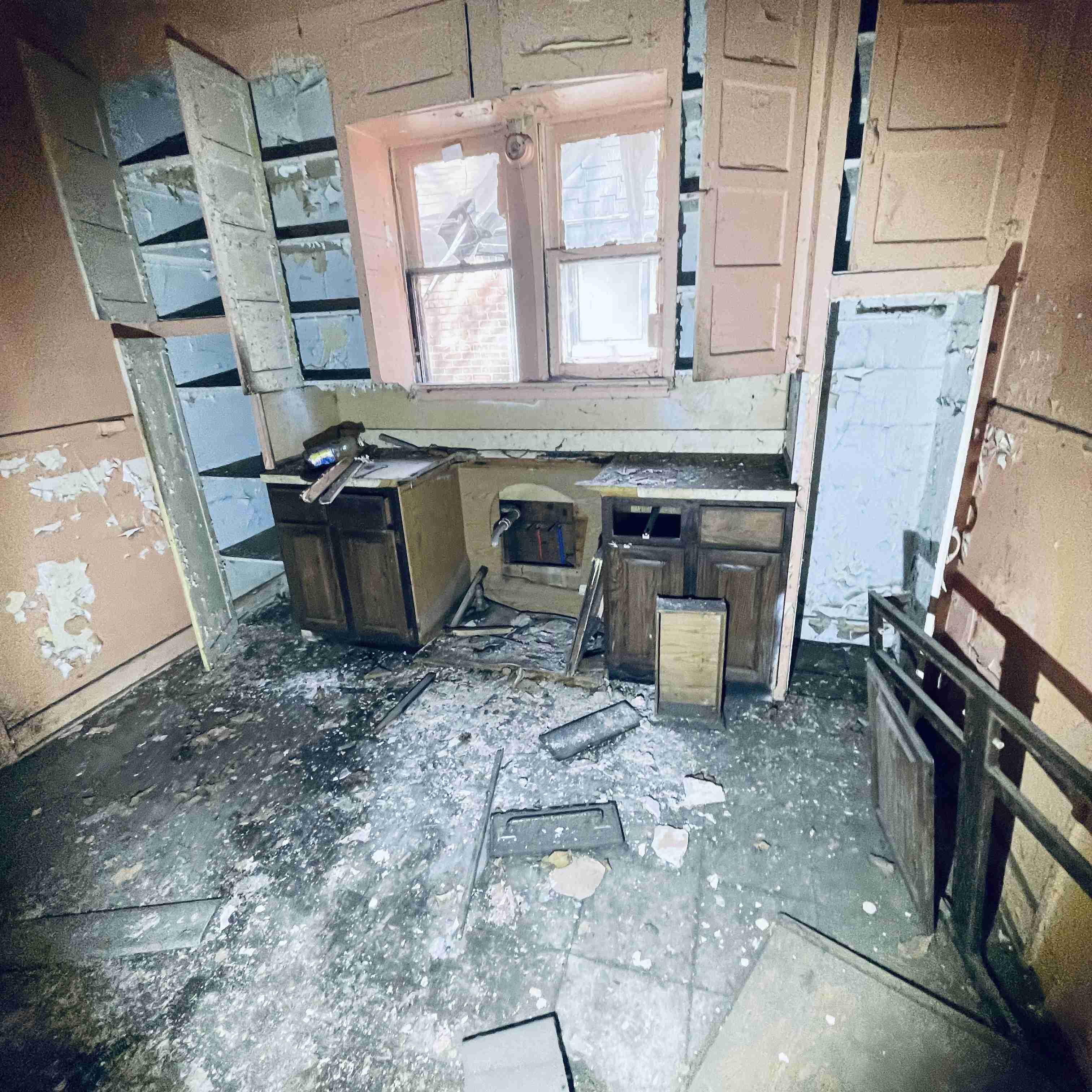 2638 Glendale (42).jpg